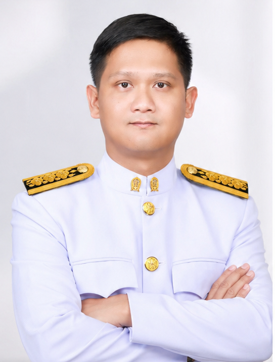 นายวรวัชร วรรณสุทธิ์